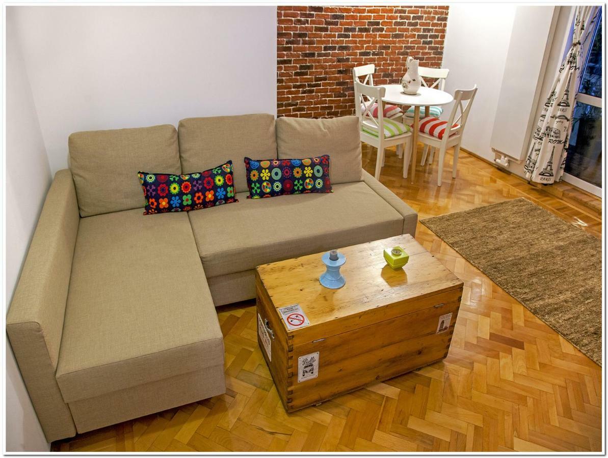 Skyview Old Town Apartment บูคาเรสต์ ภายนอก รูปภาพ